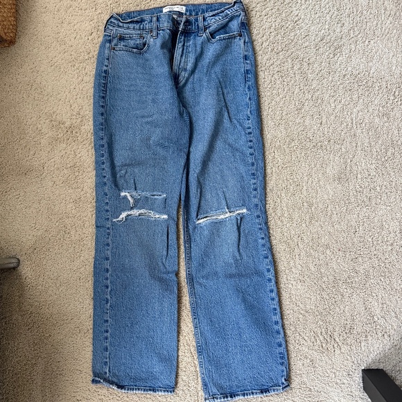 Abercrombie Curve Love Low Rise Baggy Jean- Medium Destroy - Picture 1 of 7